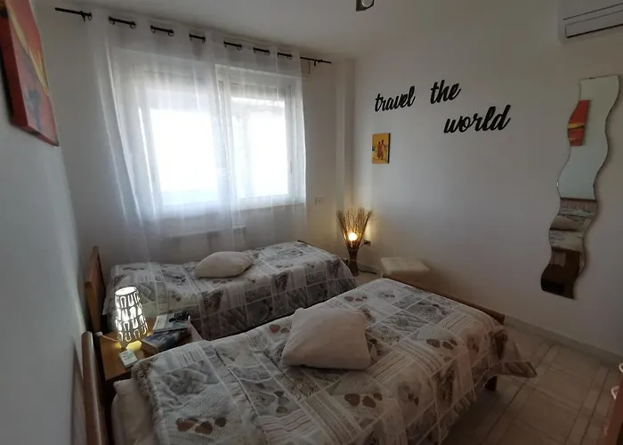 Perla D'oriente 펜션 *